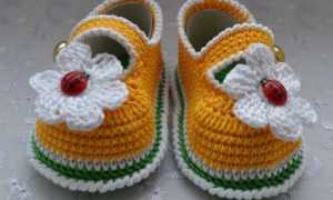 Пинетки-туфельки крючком для новорожденных с описанием и видео